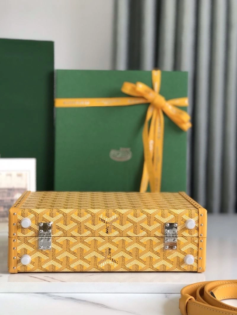Sustainable Goyard Suitcase 58811