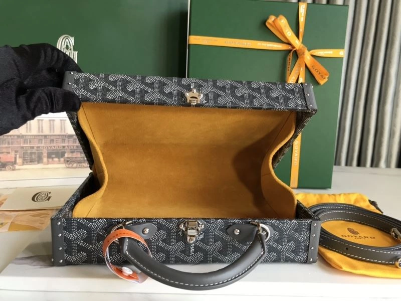 Goyard Suitcase FreshLook 58807