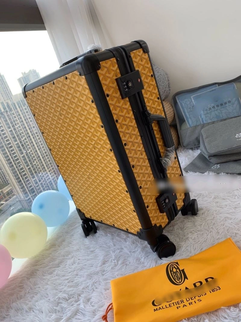 WellDesigned Goyard Suitcase 65665