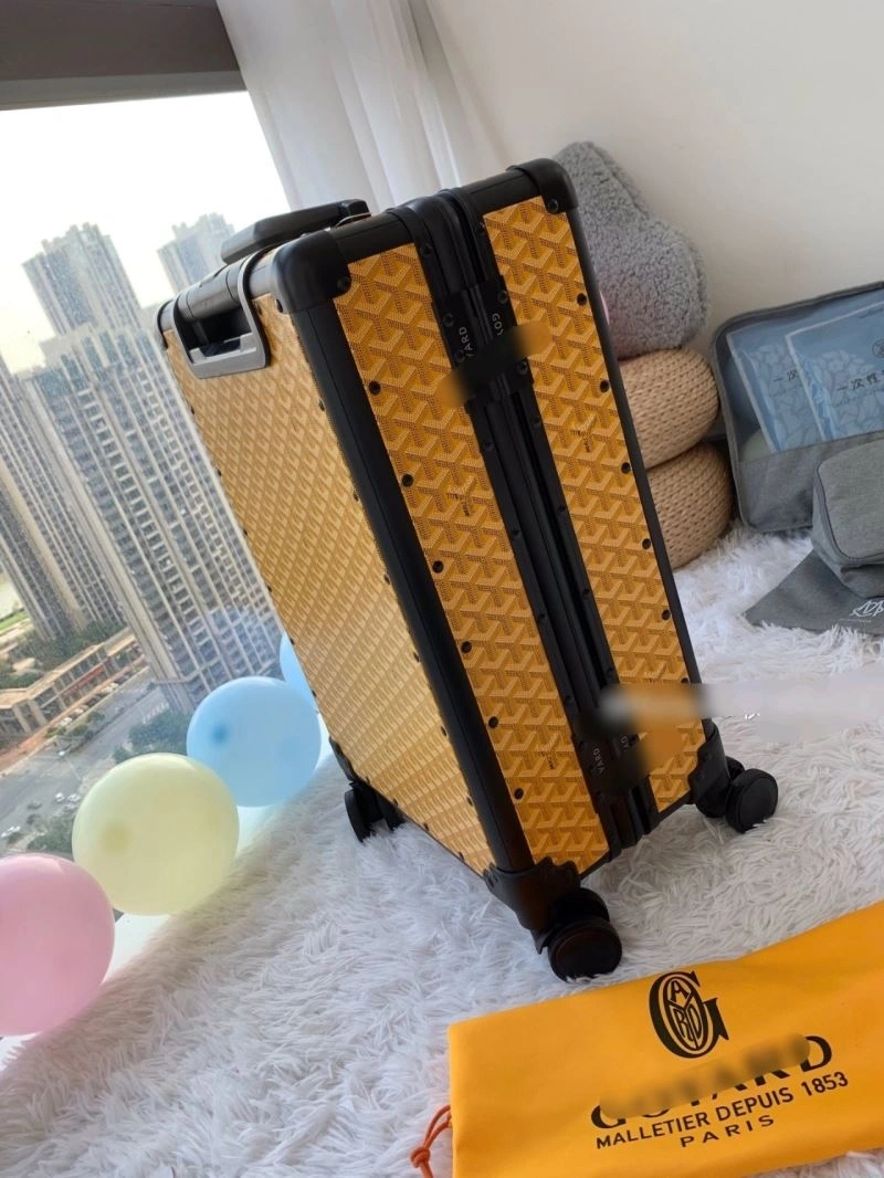 WellDesigned Goyard Suitcase 65665