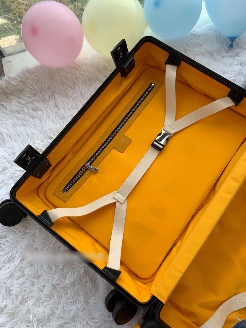 WellDesigned Goyard Suitcase 65665