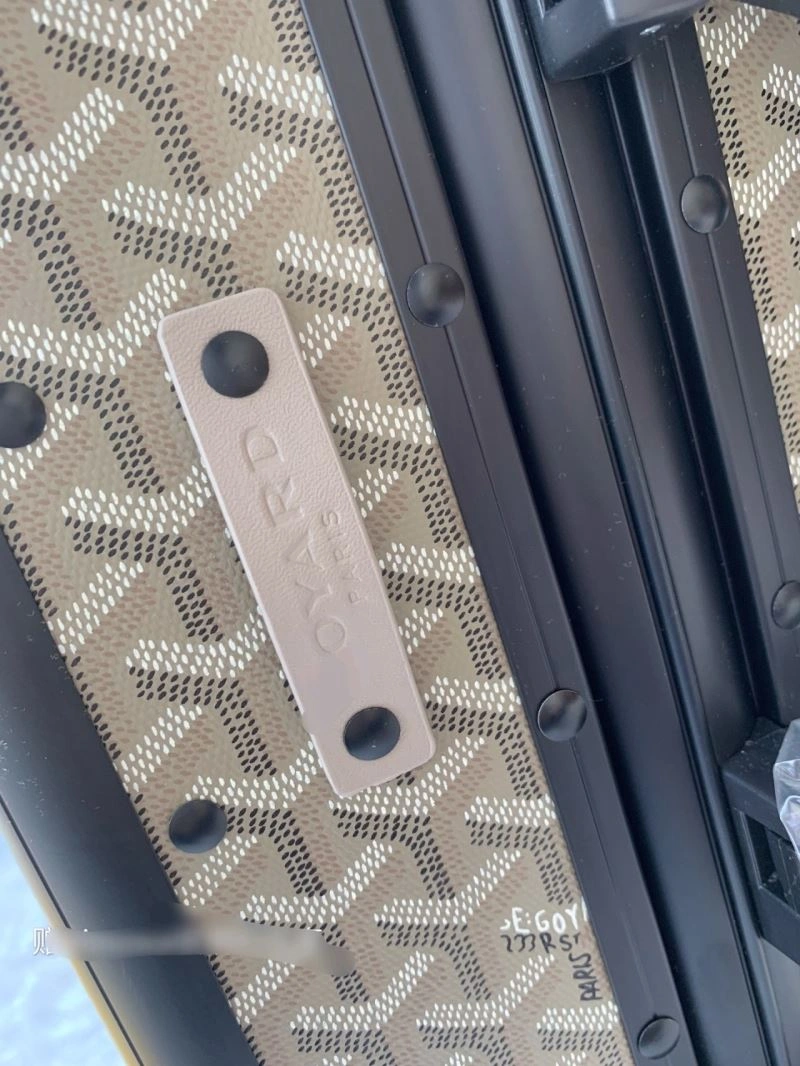 AllSeason Goyard Suitcase 65714
