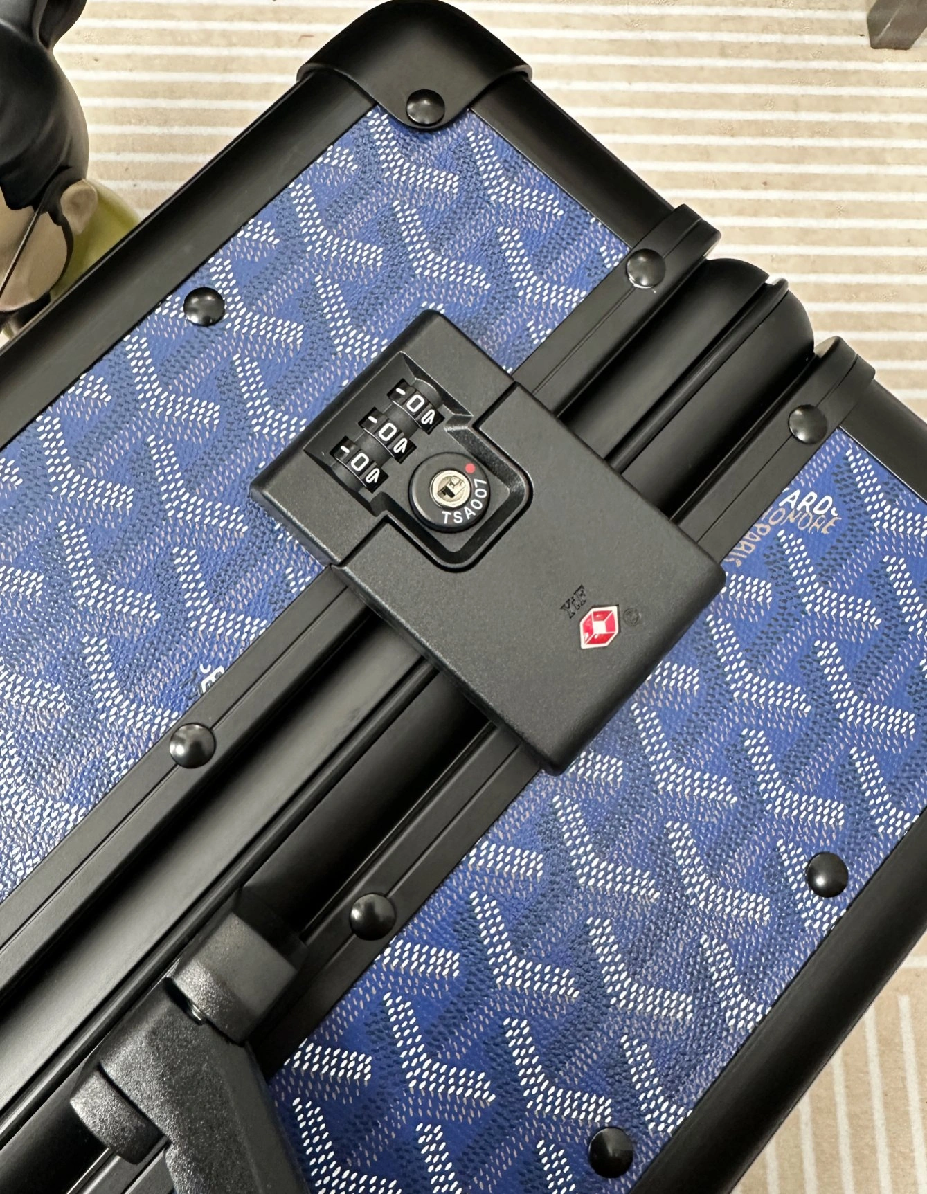 Durable Goyard Suitcase 71805