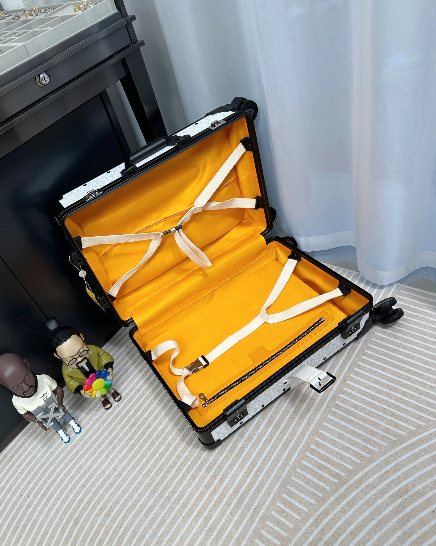 Goyard Suitcase Unique 71778
