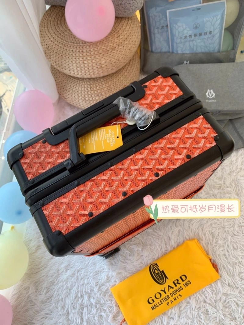 Lightweight Goyard Suitcase 71483