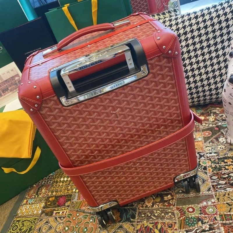 Resilient Goyard Suitcase 69436