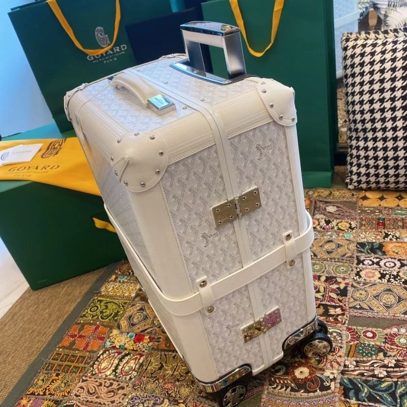 Trendsetting Goyard Suitcase 69443