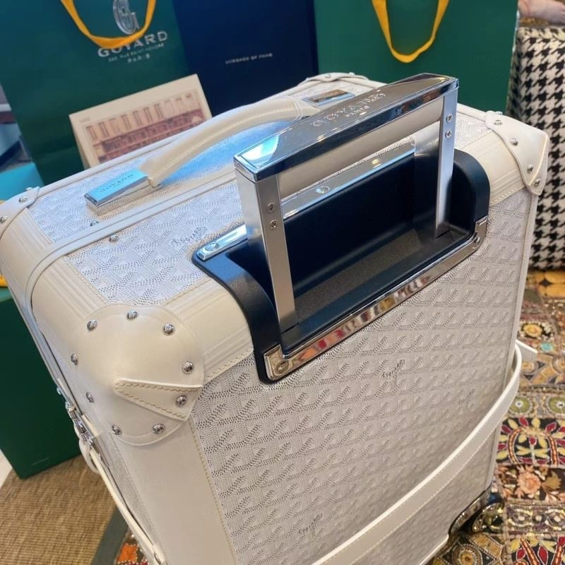 Trendsetting Goyard Suitcase 69443