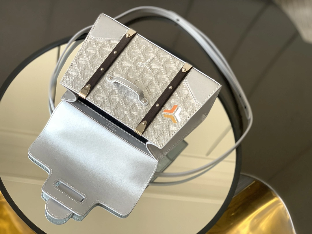 Goyard Top Handle Bags Youthful 65031
