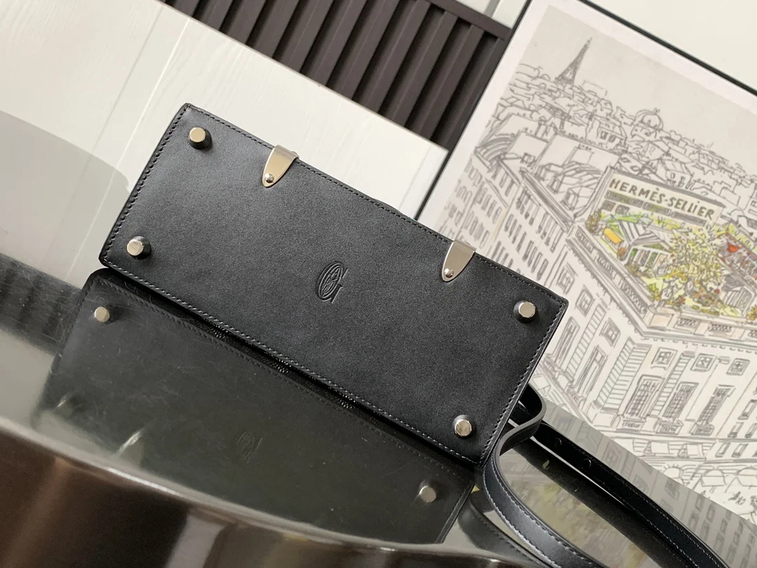 Classic Goyard Top Handle Bags 37652