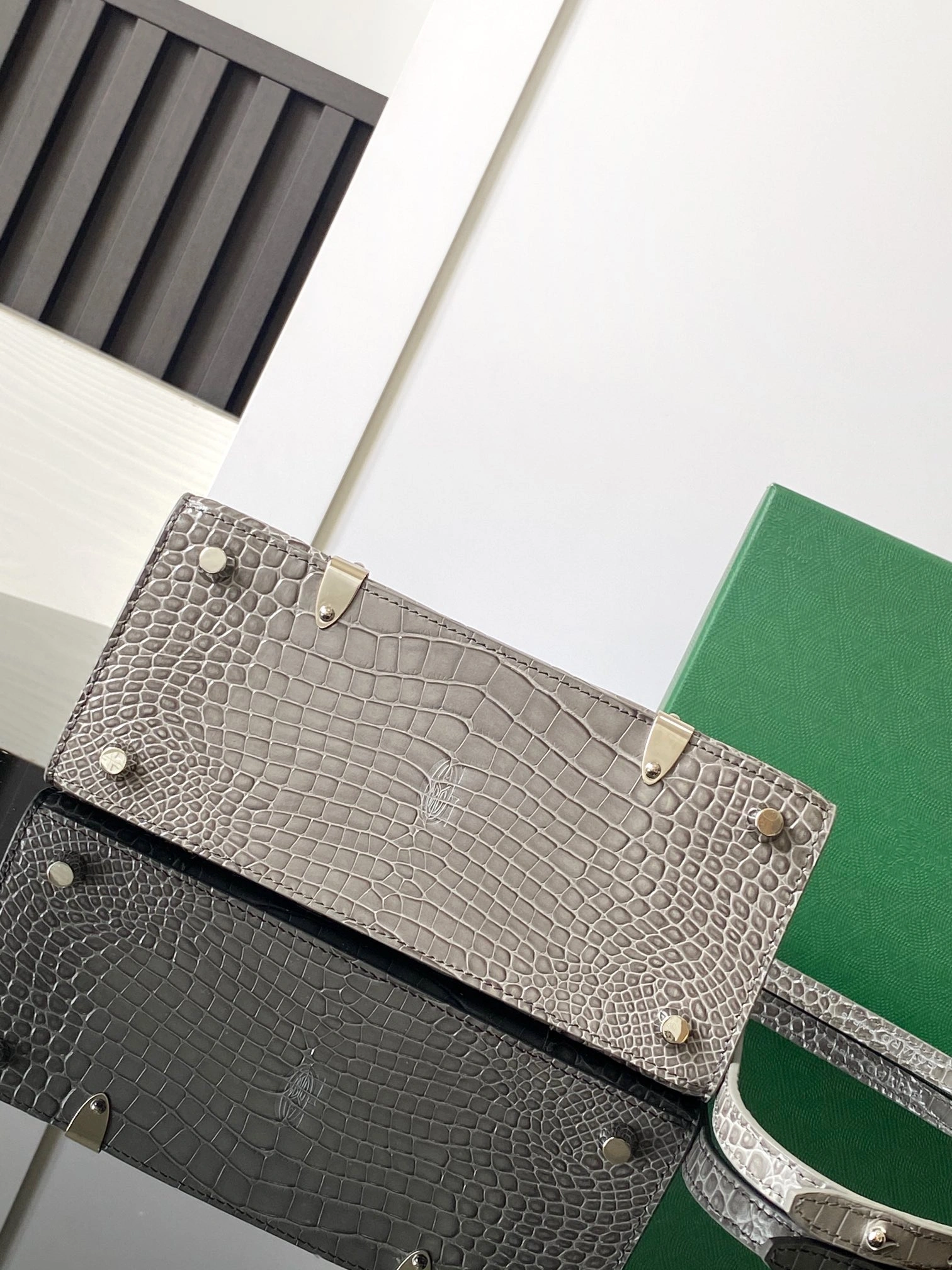 Goyard Top Handle Bags Cozy 64932