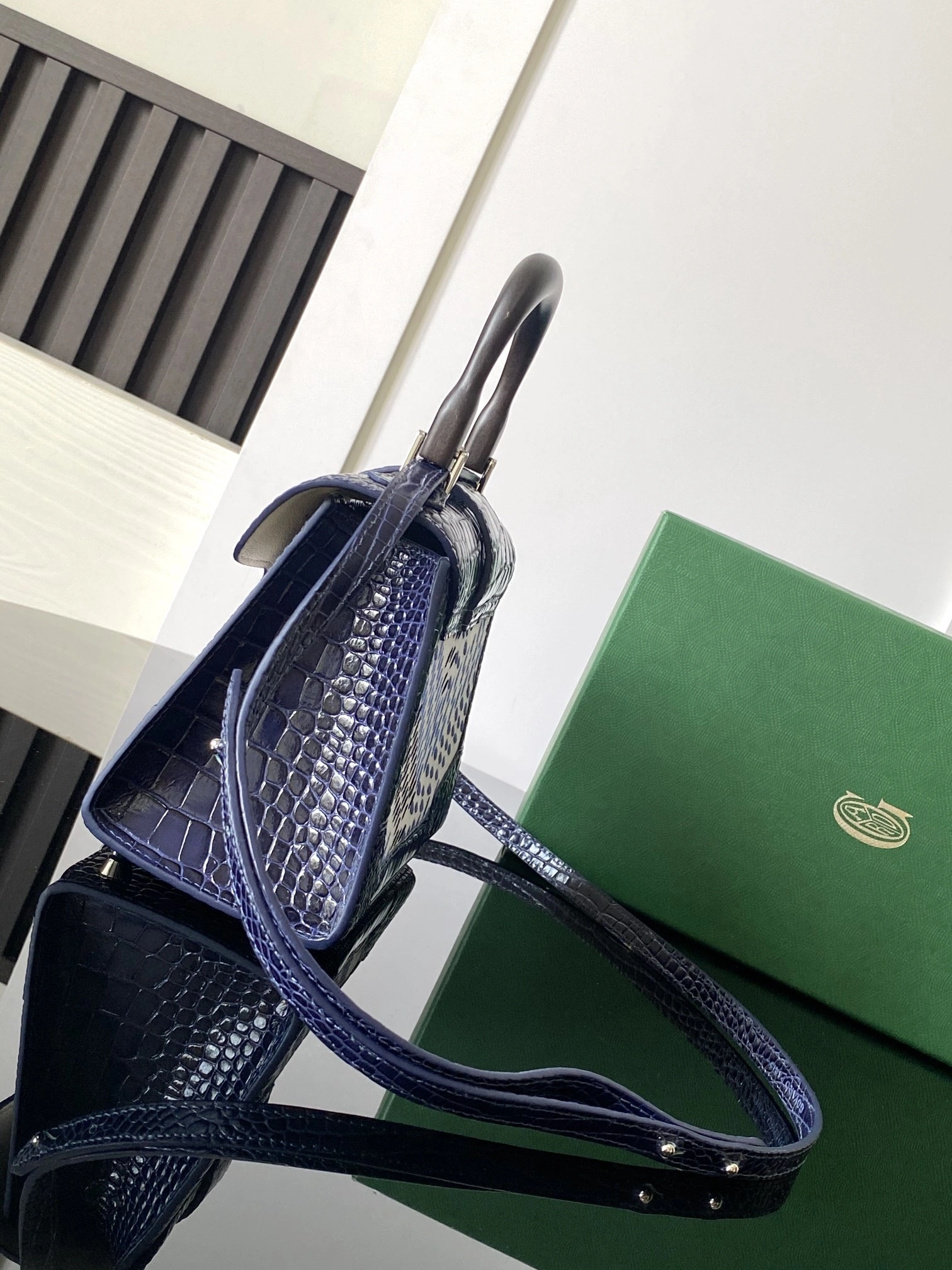 Goyard Top Handle Bags Comfortable 64928
