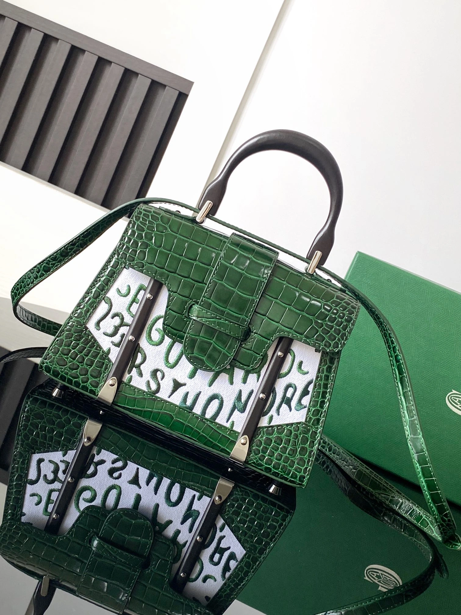 Lightweight Goyard Top Handle Bags 64927