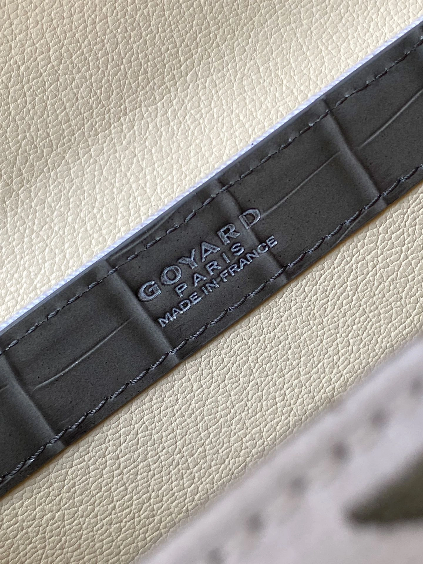 Stylish Goyard Top Handle Bags 64924