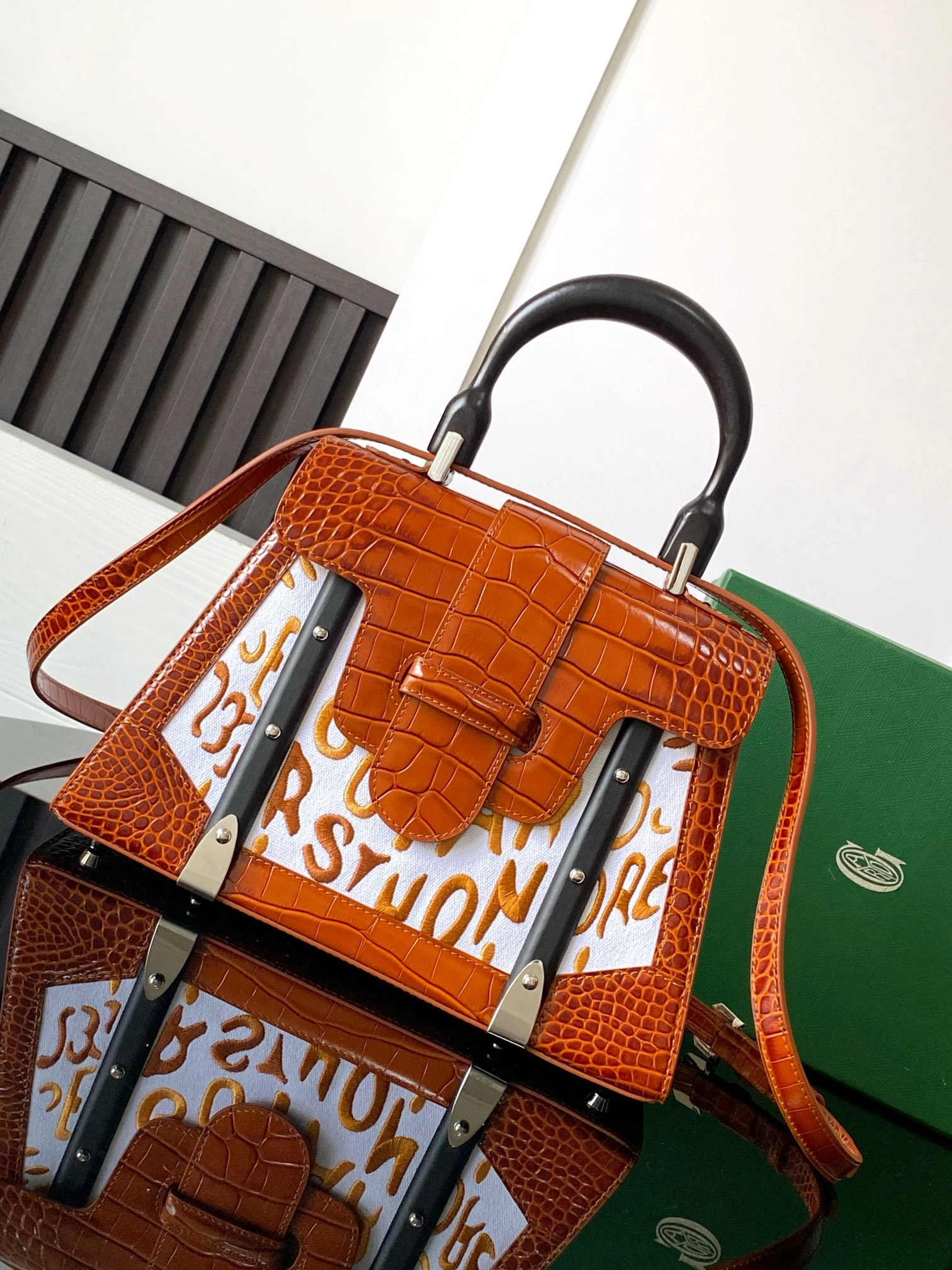Sleek Goyard Top Handle Bags 64923