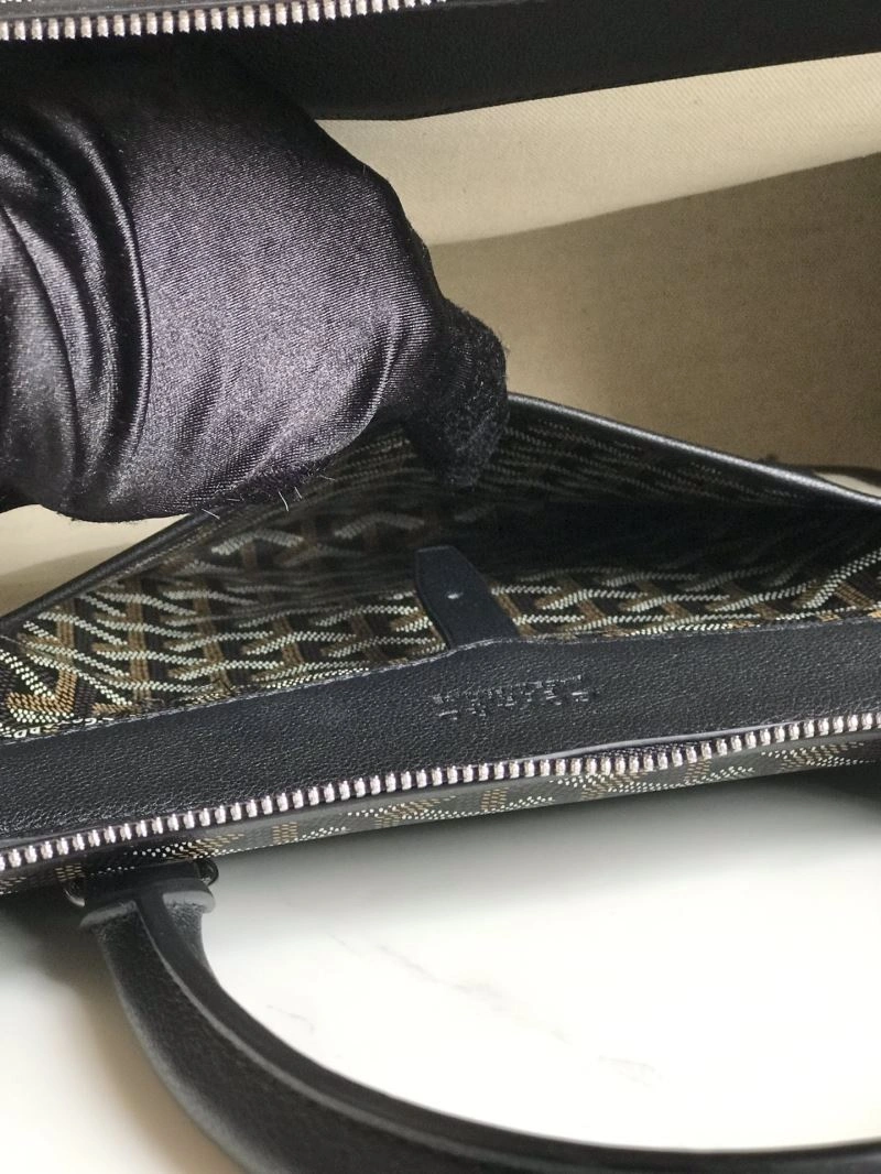 Lightweight Goyard Top Handle Bags 61833
