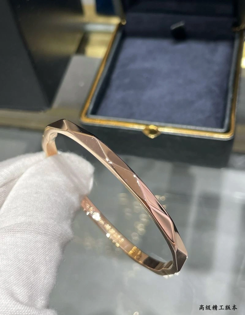Graff Bracelets Upgraded 212070