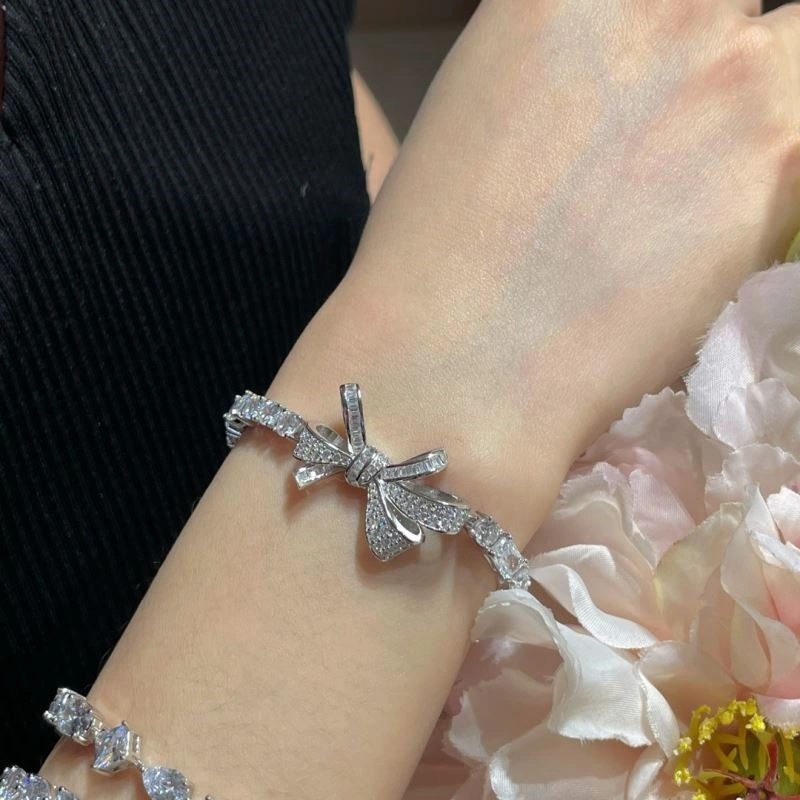 Refined Graff Bracelets 209792