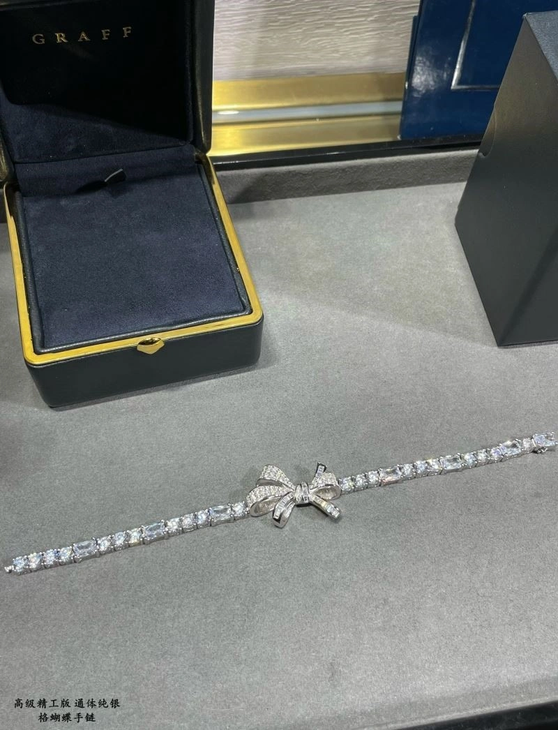 Refined Graff Bracelets 209792