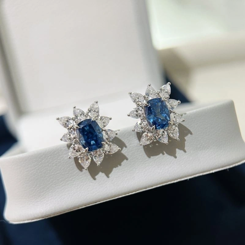 Graff Earrings Trendsetting 213935