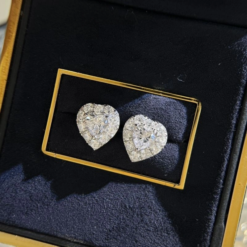 Graff Earrings SunProtective 213477