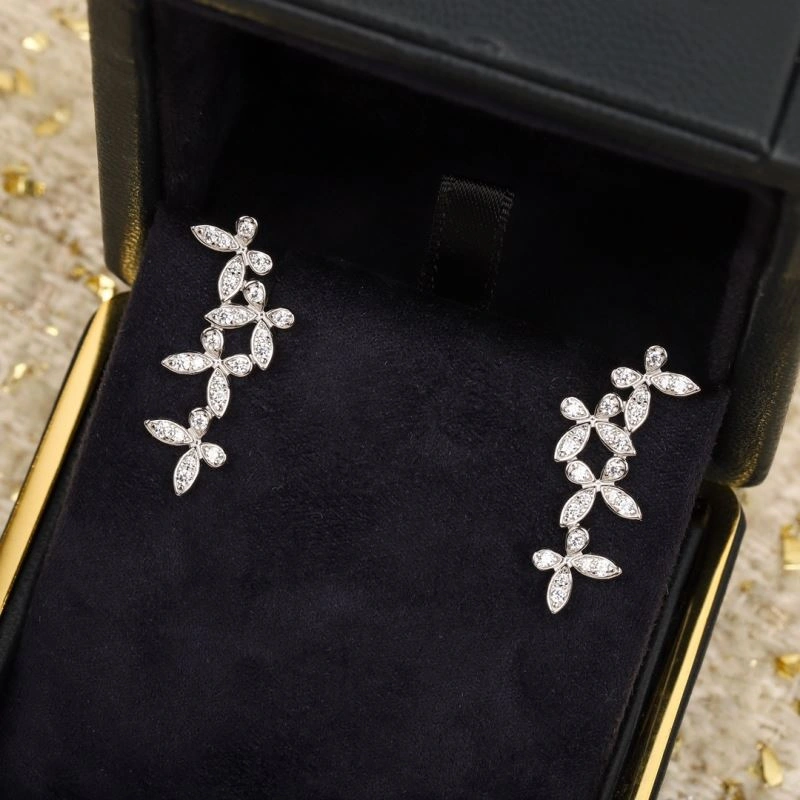 Snug Graff Earrings 213481