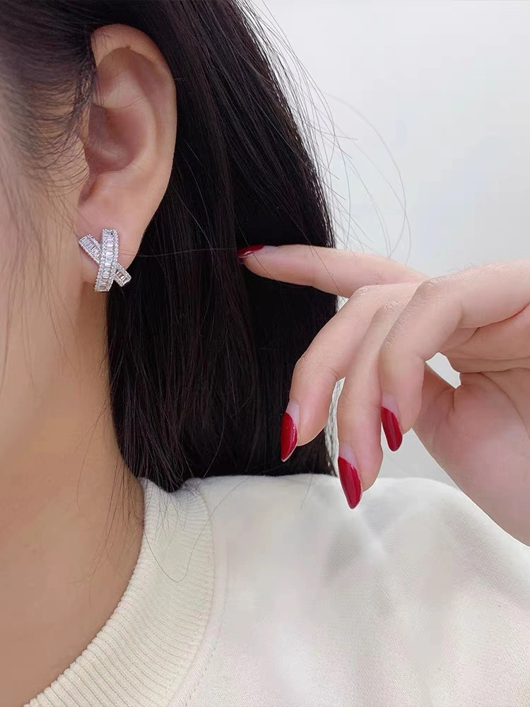 Compact Graff Earrings 214575