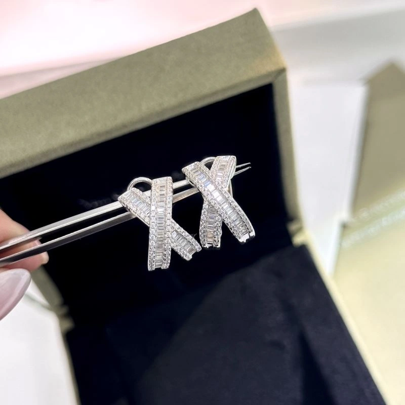 Compact Graff Earrings 214575