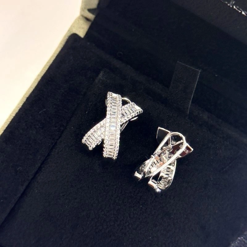 Compact Graff Earrings 214575