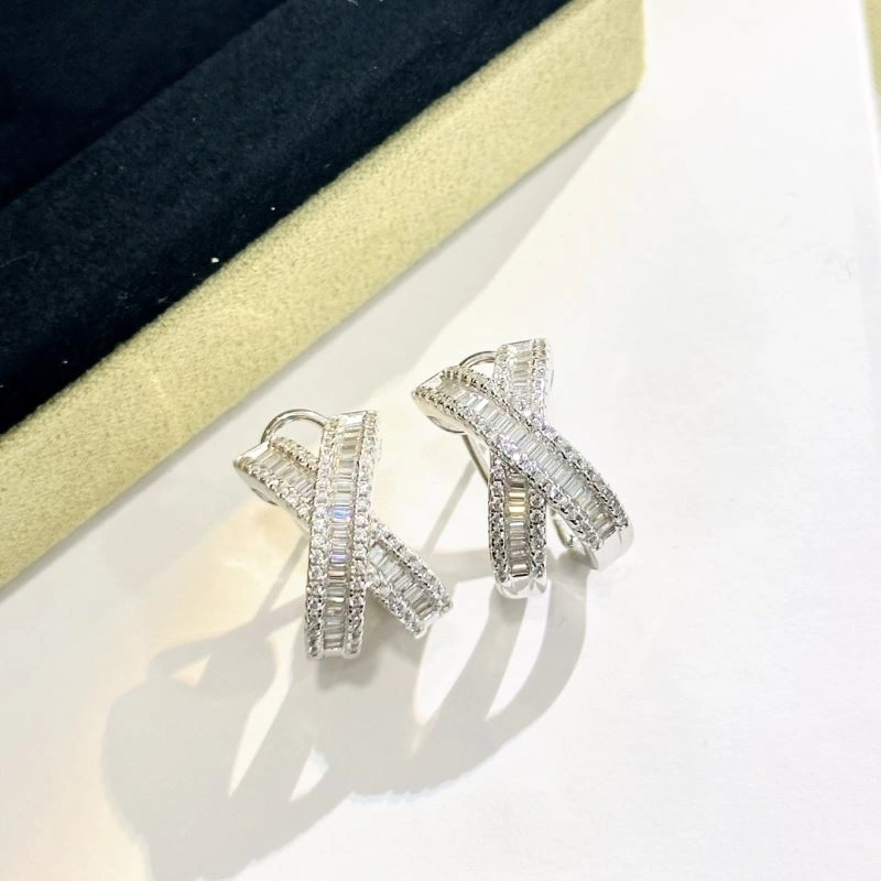 Compact Graff Earrings 214575