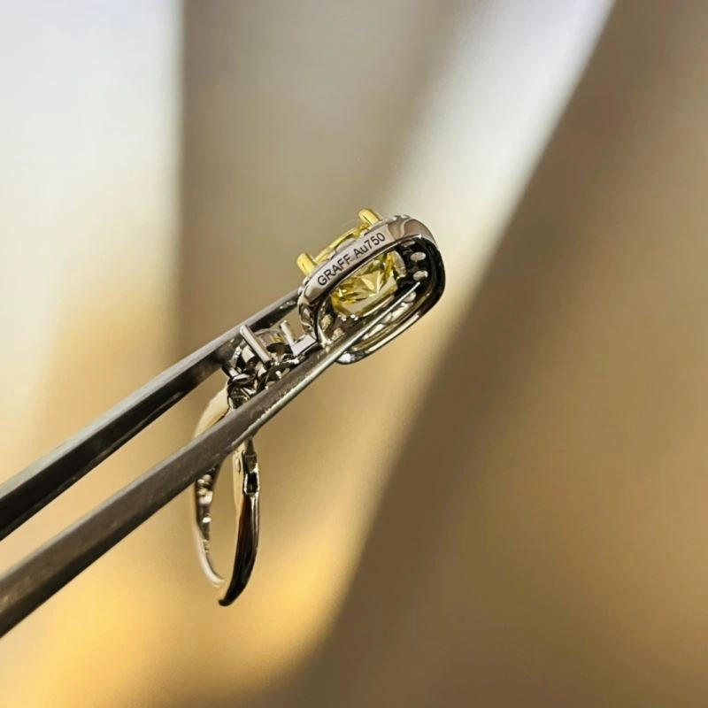 Lightweight Graff Earrings 214566