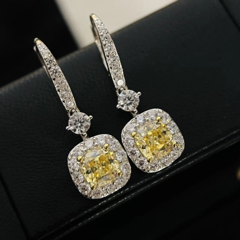 Lightweight Graff Earrings 214566