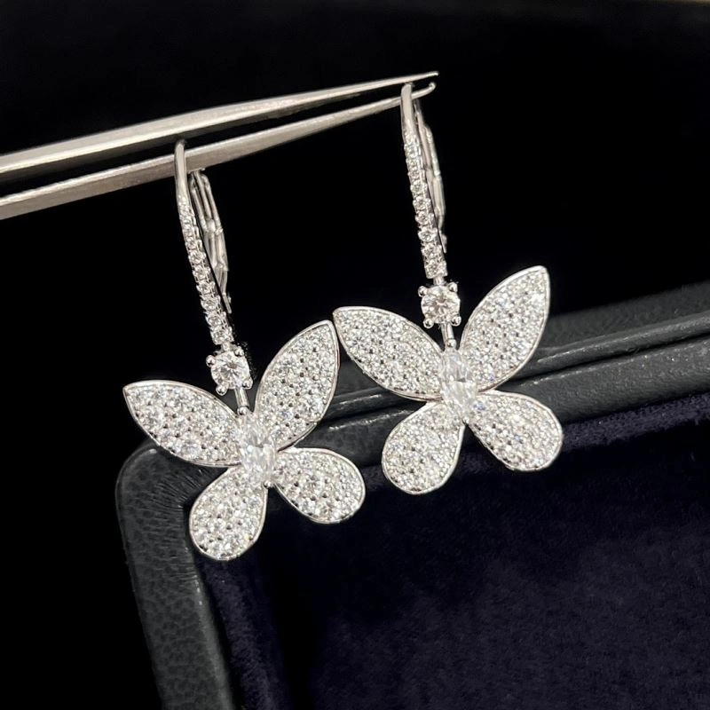Comfortable Graff Earrings 212993