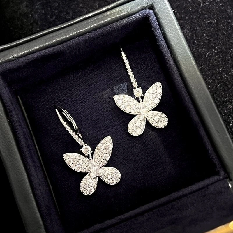 Comfortable Graff Earrings 212993