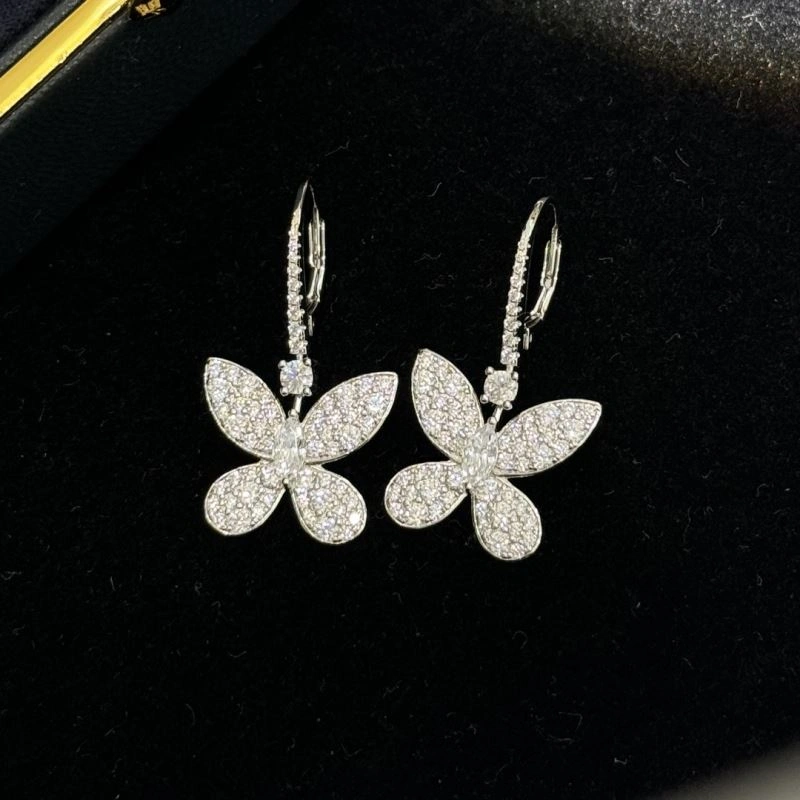 Comfortable Graff Earrings 212993