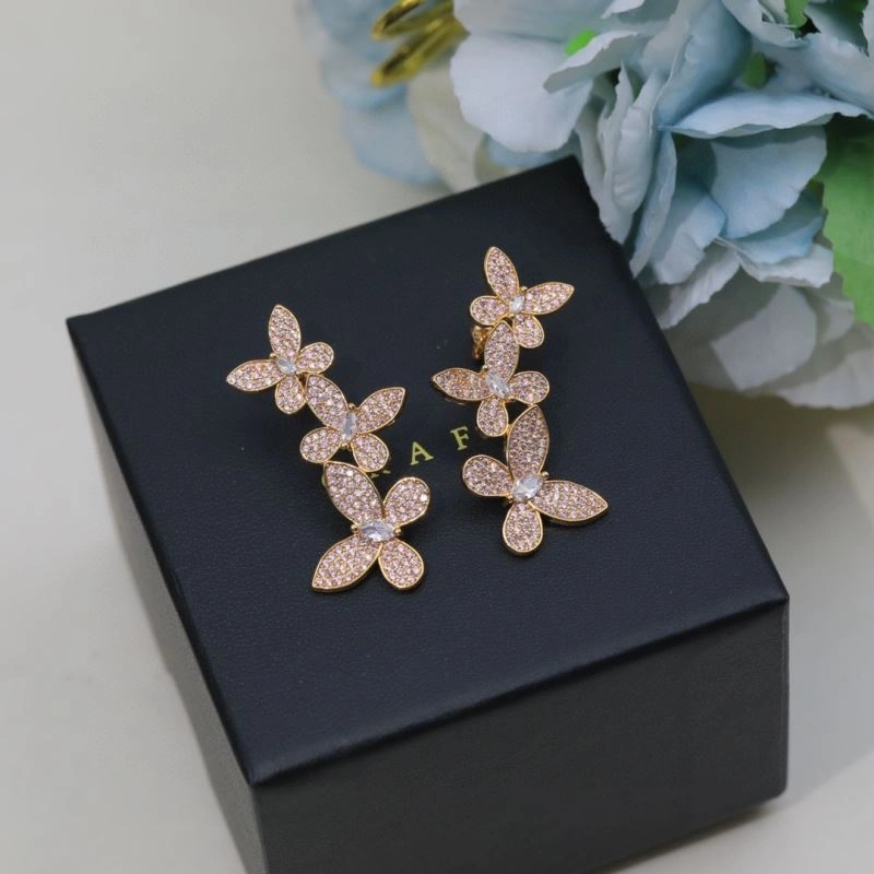 Trendy Graff Earrings 212601