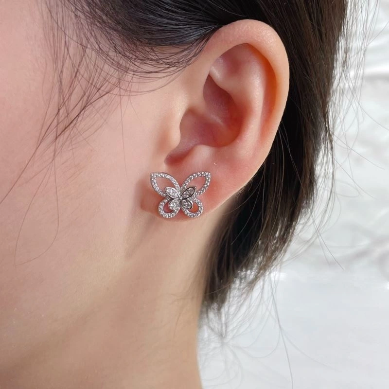Functional Graff Earrings 212037