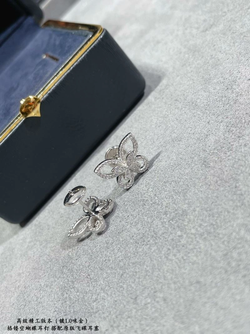 Functional Graff Earrings 212037
