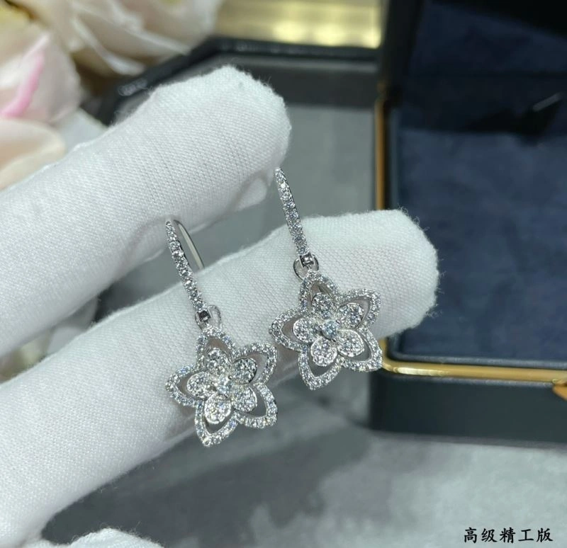 Cozy Graff Earrings 212042