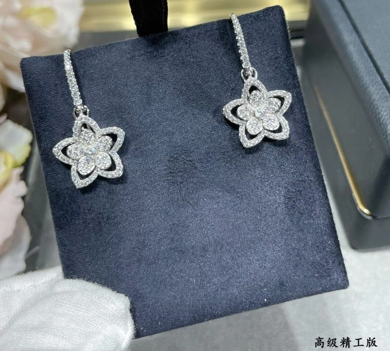 Cozy Graff Earrings 212042