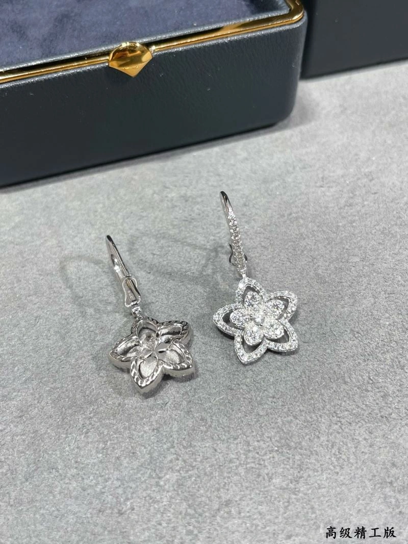 Cozy Graff Earrings 212042