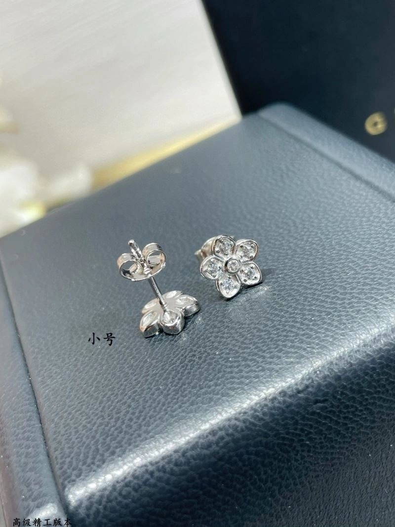 Graff Earrings Supportive 212040