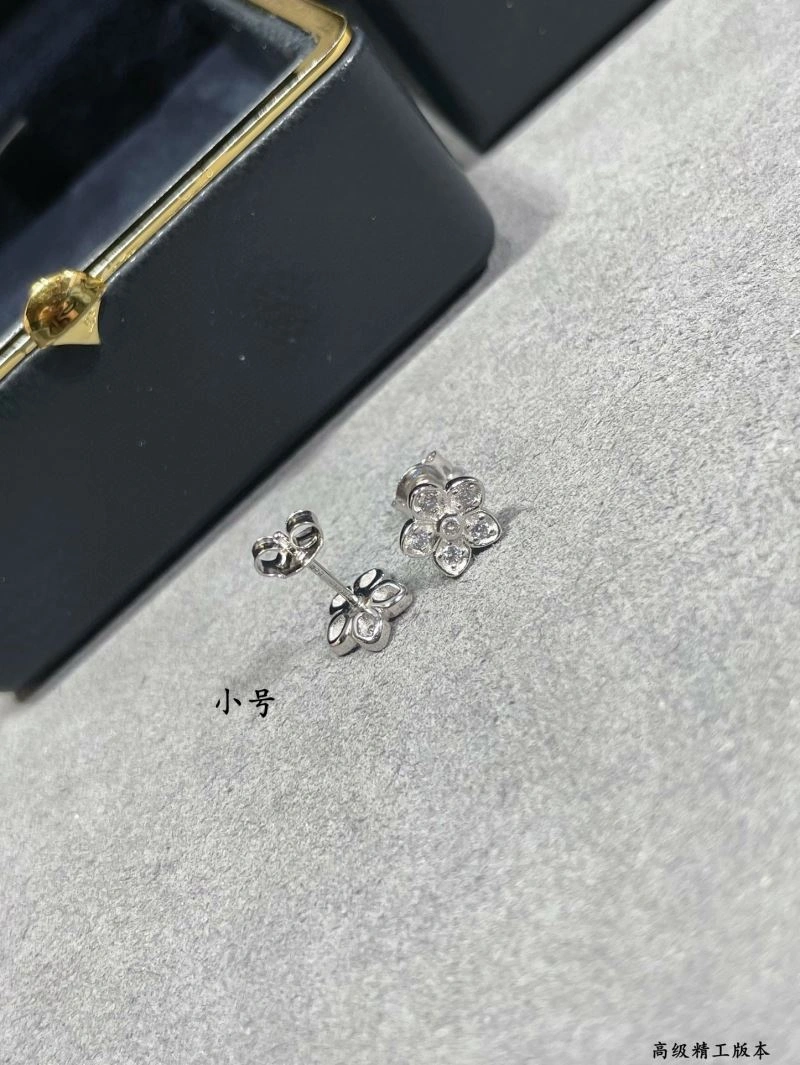 Graff Earrings Supportive 212040