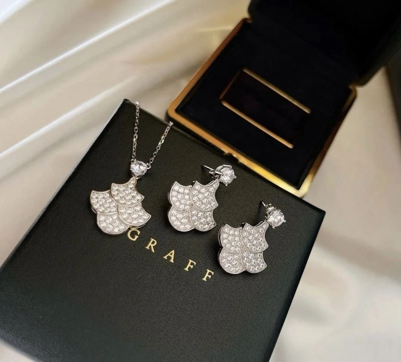 Graff Earrings HighQuality 211238