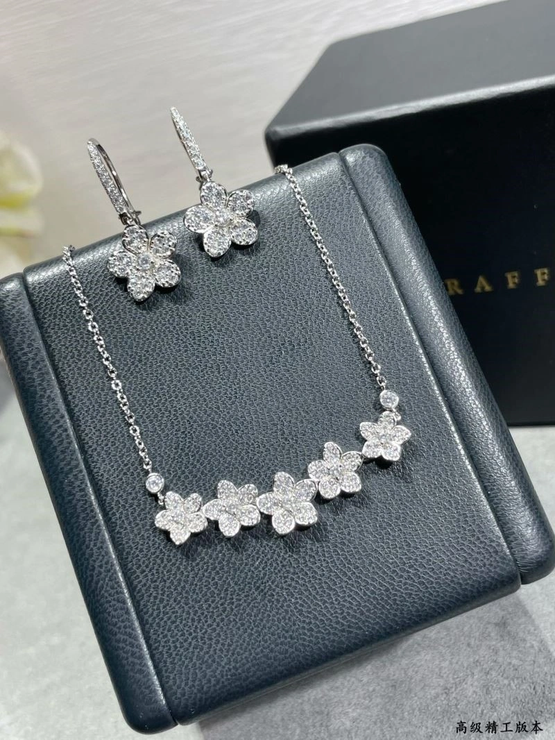 FashionForward Graff Earrings 210681