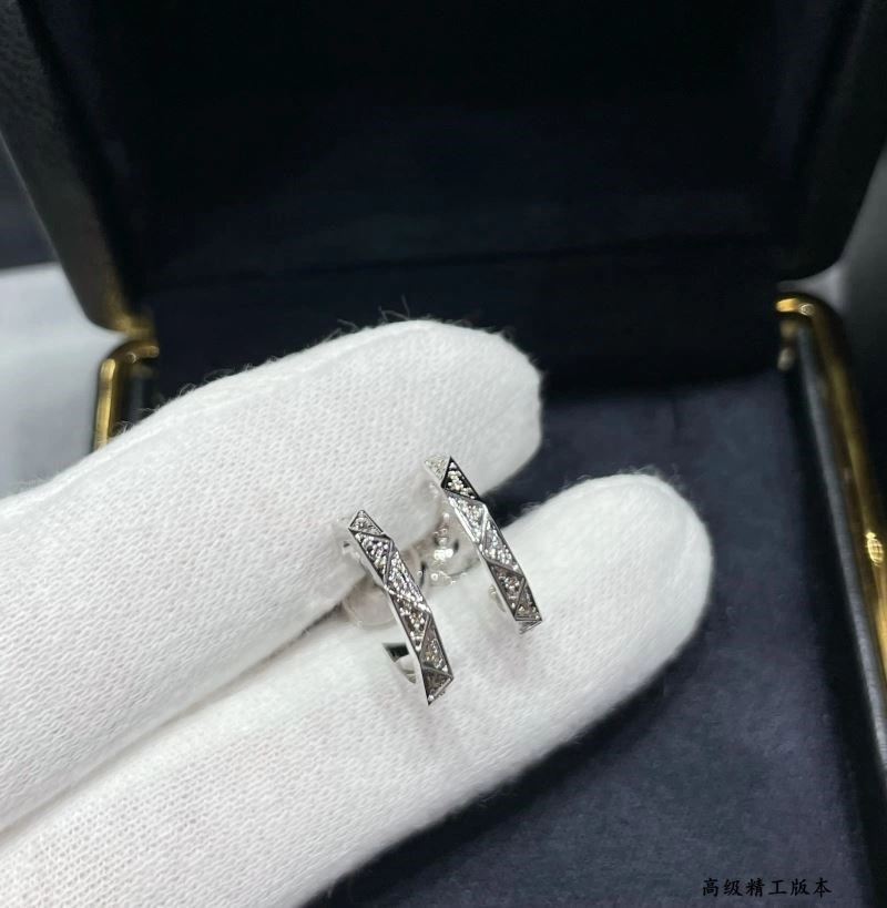 Graff Earrings Stylish 209808