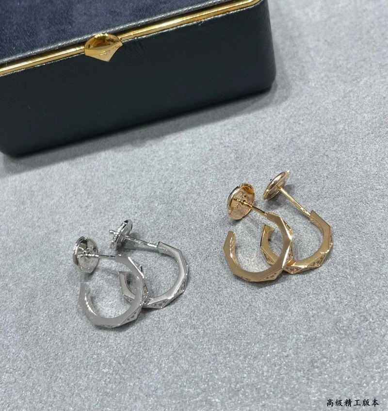 Graff Earrings Stylish 209808