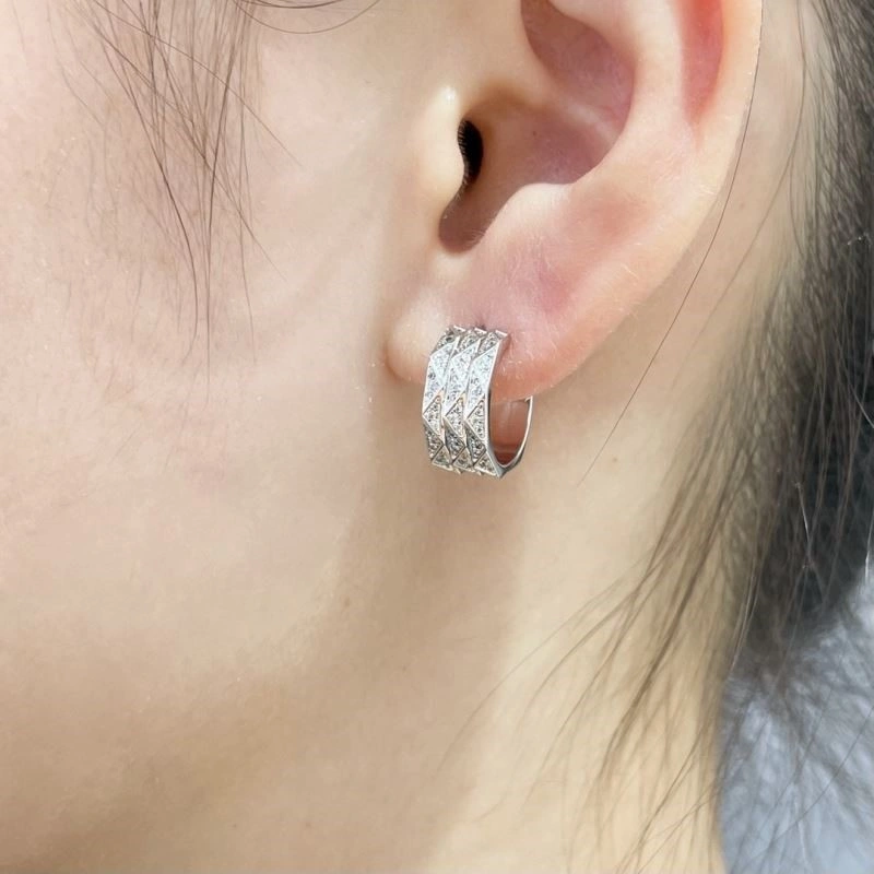 Attractive Graff Earrings 209786