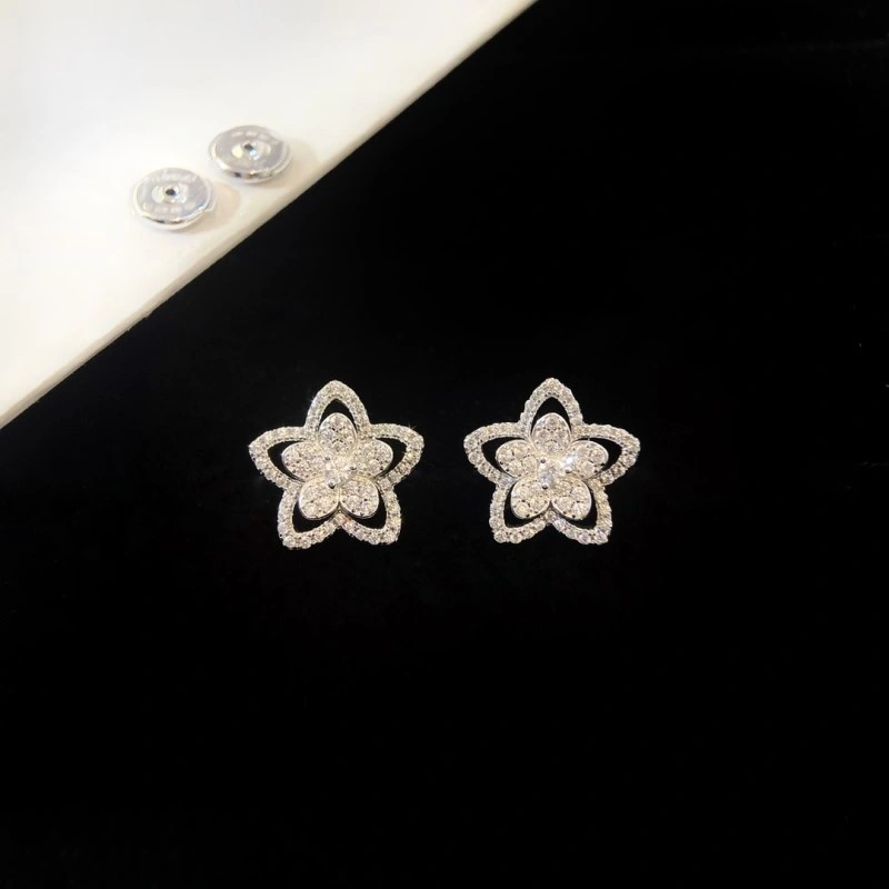 Graff Earrings Fashionable 207966