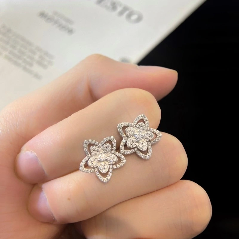Graff Earrings Fashionable 207966